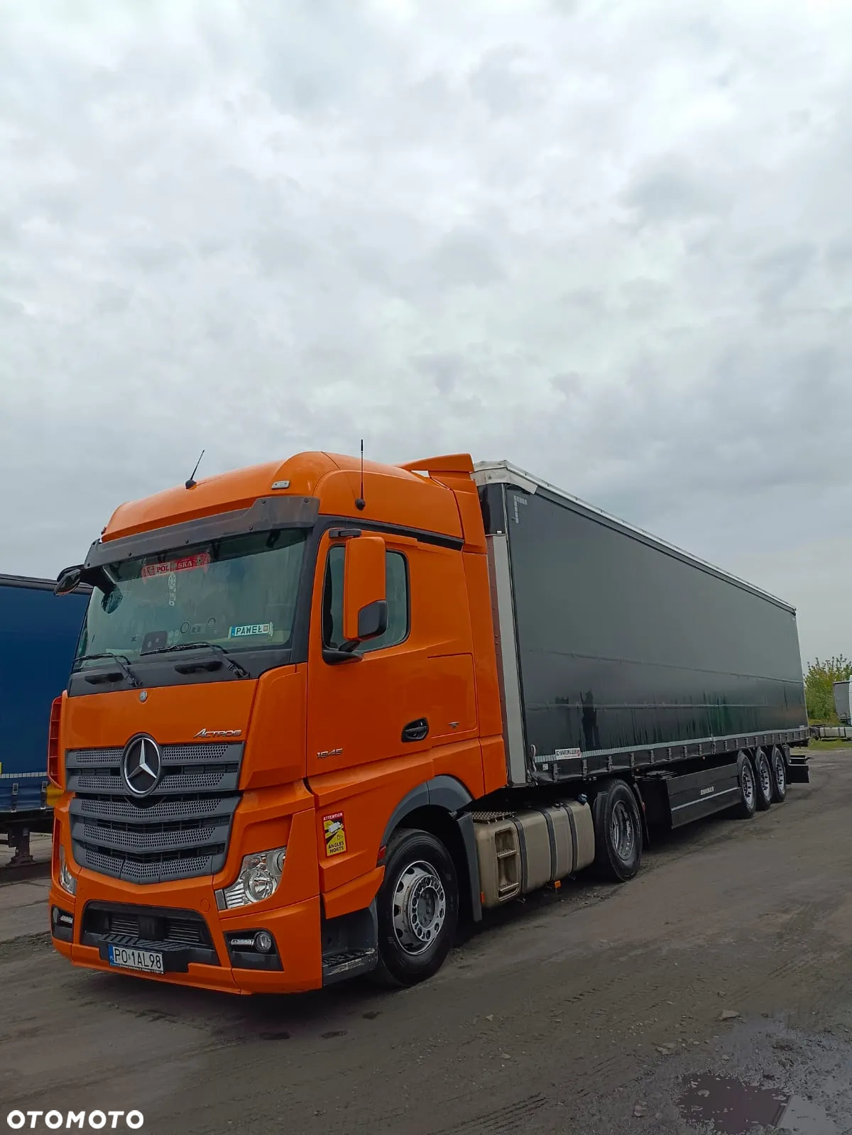 Mercedes-Benz Actros - 3