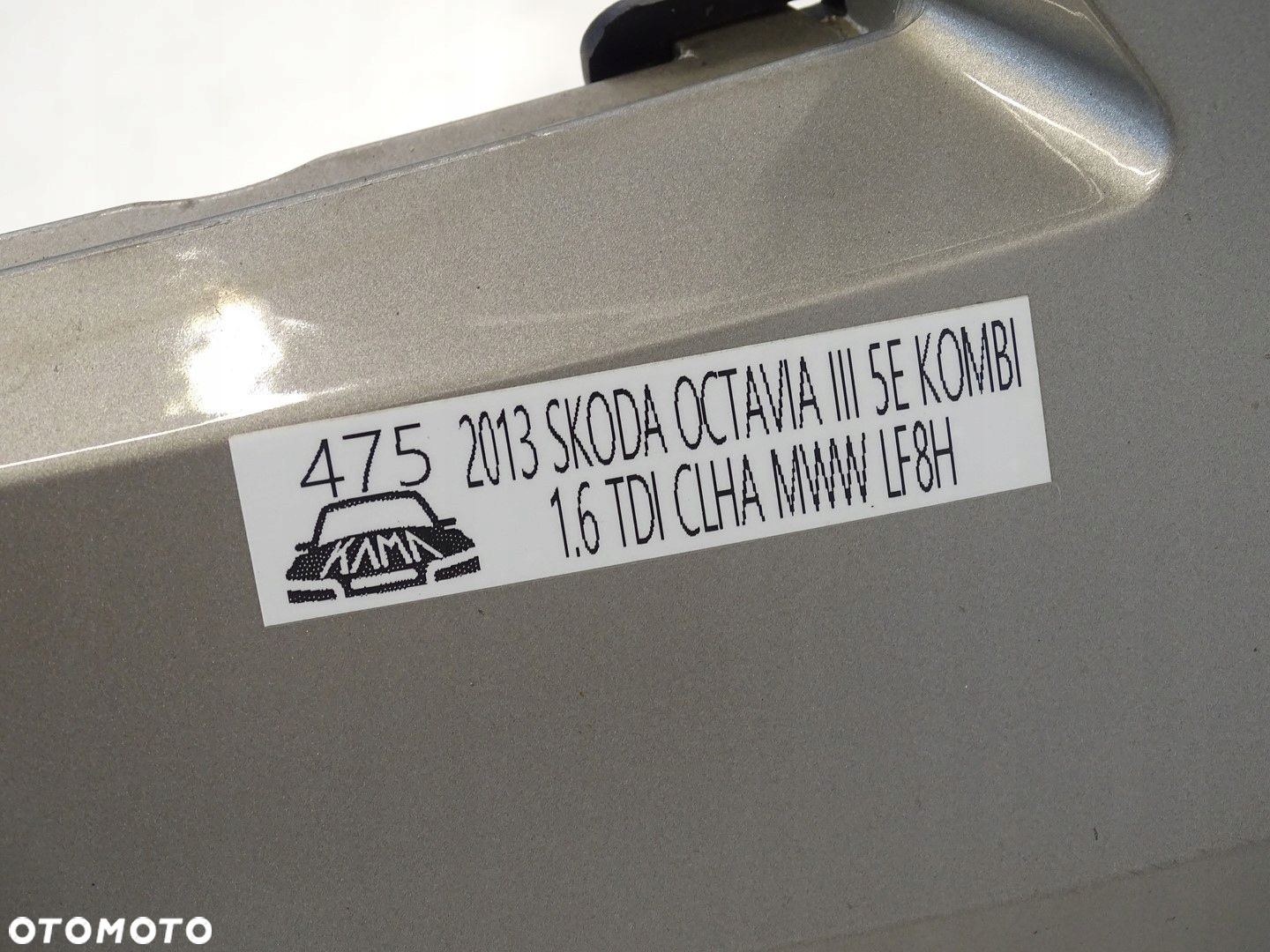 KPL ZDERZAK PRZÓD PRZEDNI SKODA OCTAVIA III 5E 12-16R LF8H - 16