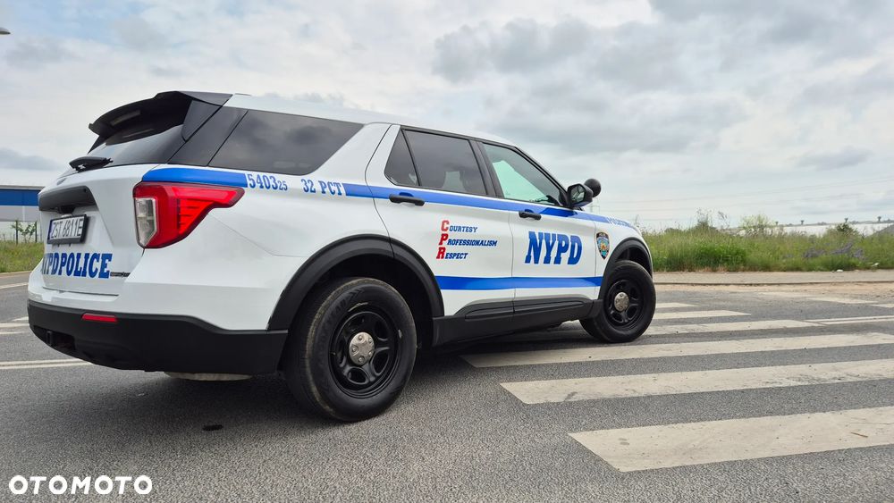 Ford Explorer - 6