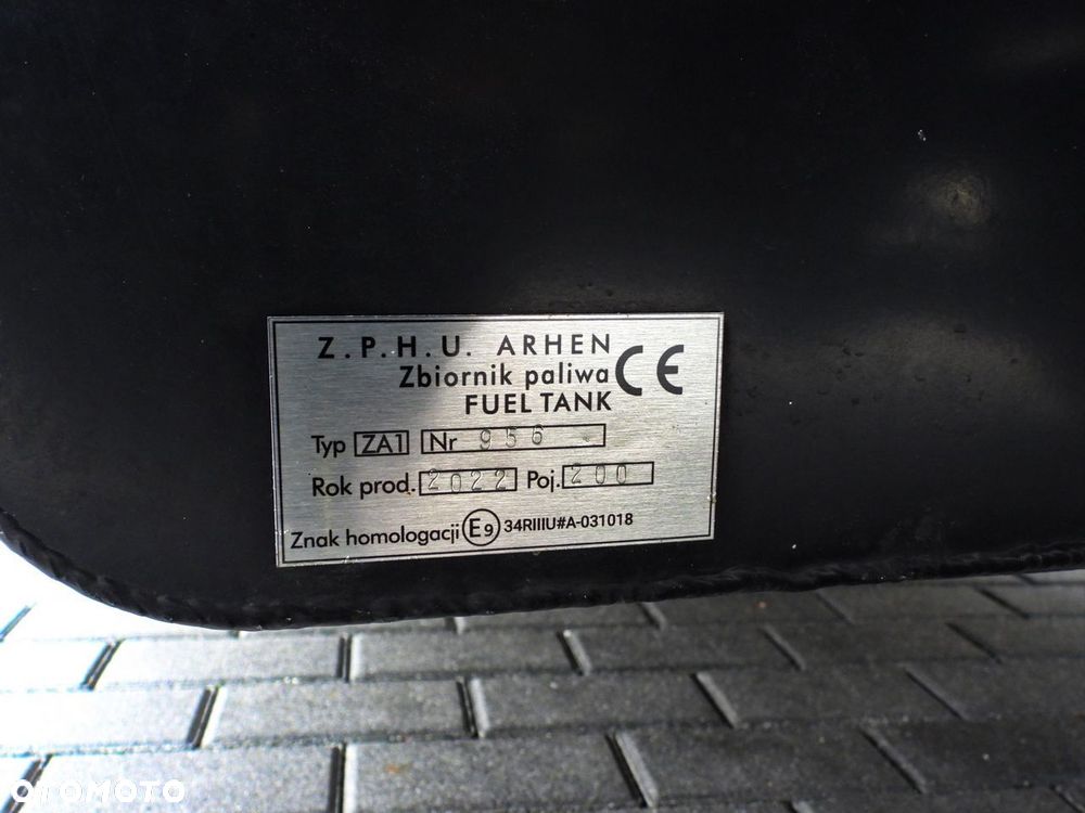 Iveco DAILY 35S21 PLANDEKA 10 PALET WEBASTO TEMPOMAT NAWIGACJA LEDY AUTOMAT HI-MATIC KLIMATYZACJA  210KM - 23