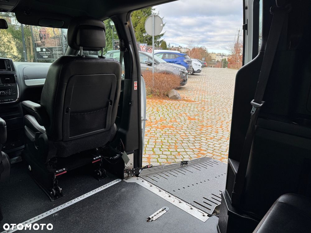 Dodge Grand Caravan 3.6 R/T - 36