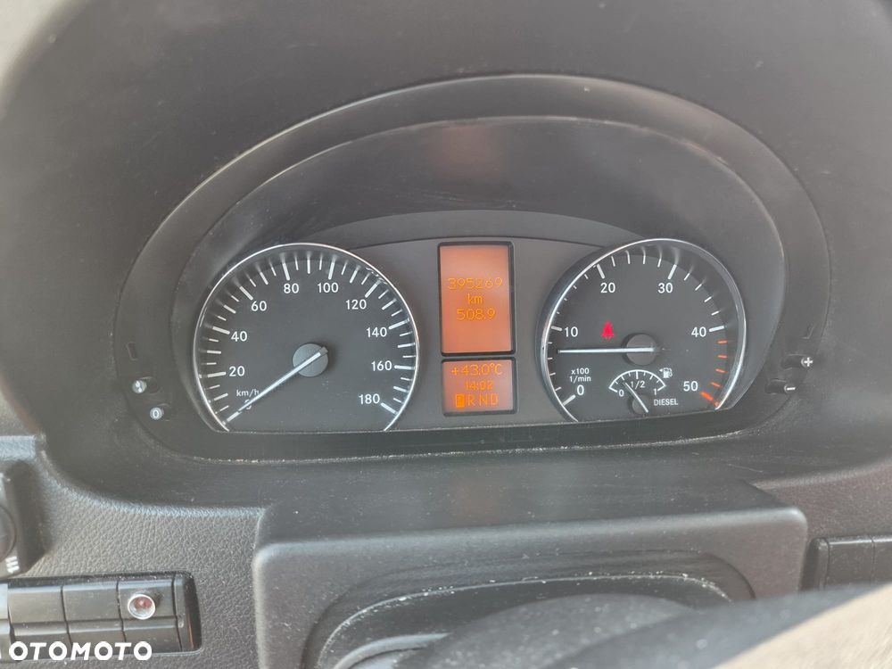 Mercedes-Benz Sprinter - 29