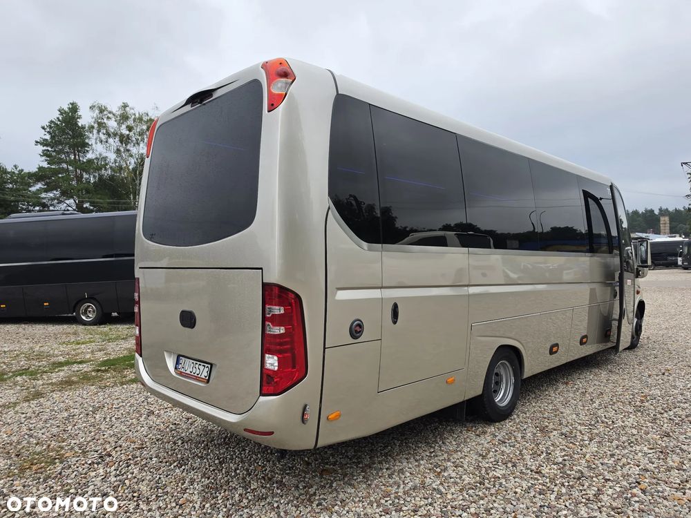Iveco 70C18 - 7