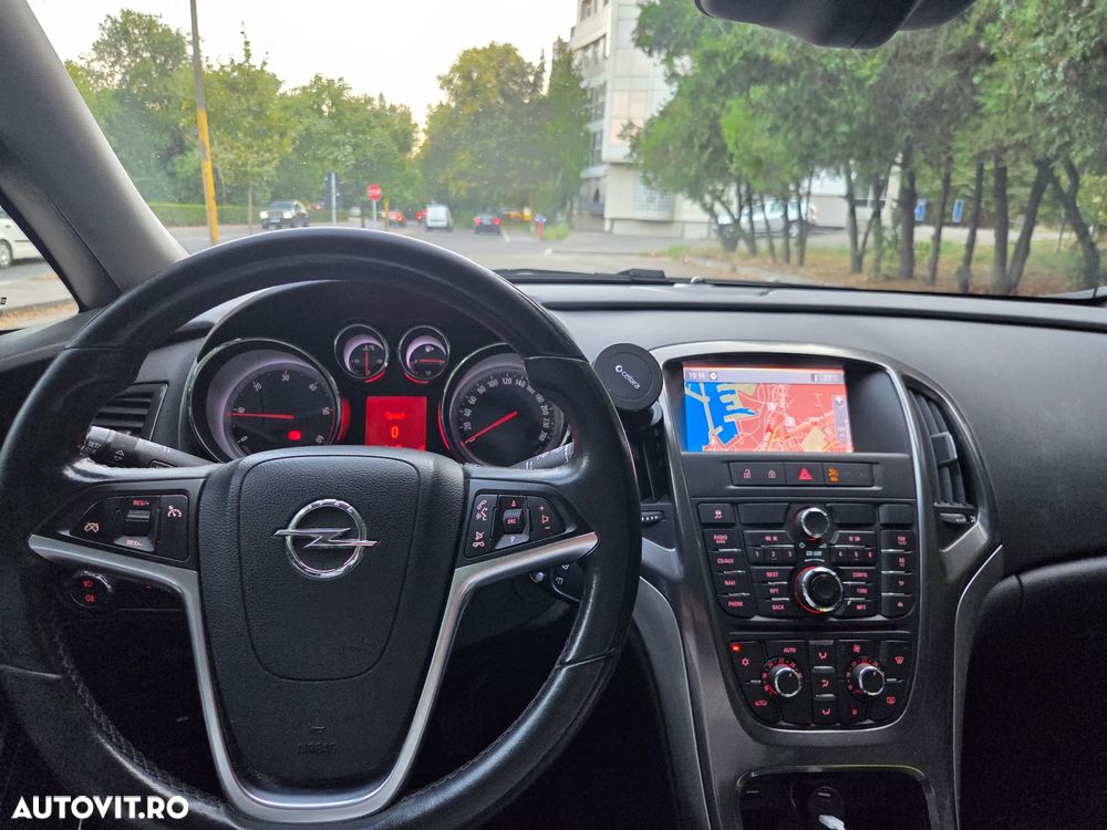 Opel Astra 1.7 CDTI Cosmo - 8