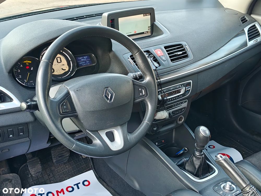 Renault Megane 1.9 dCi FAP Dynamique - 9