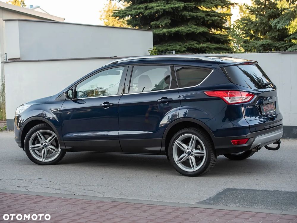 Ford Kuga - 10