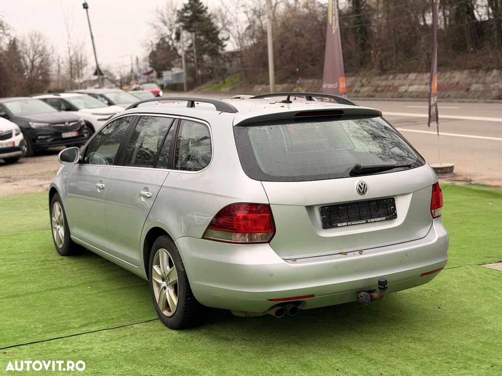 Volkswagen Golf 1.4 FSI Comfortline - 5