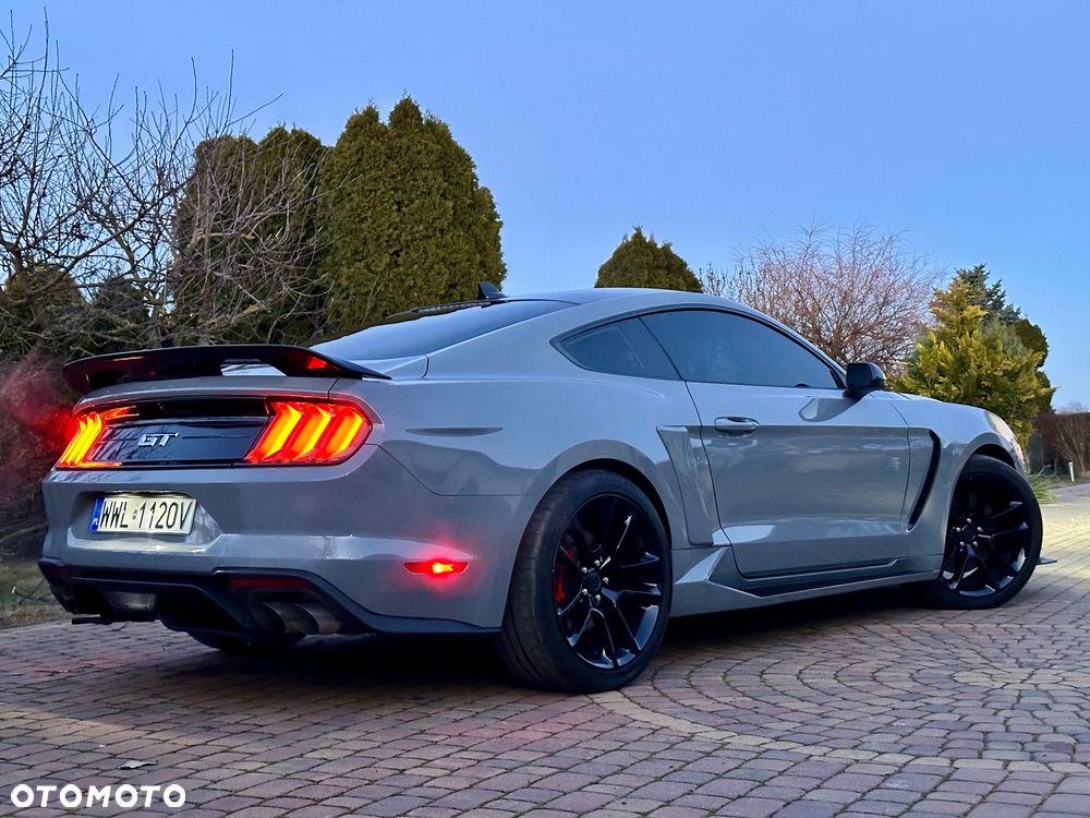 Ford Mustang - 15