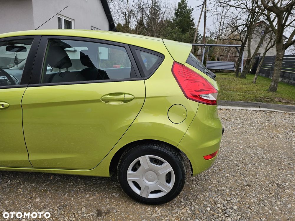 Ford Fiesta - 38