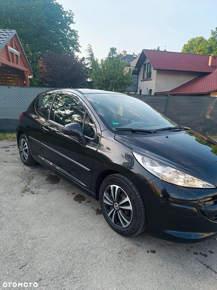 Peugeot 207 1.6 HDi 16V Intense - 4