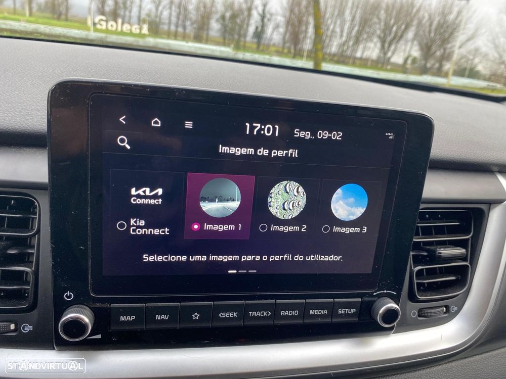 Kia Stonic 1.2 MPi Dynamic - 25