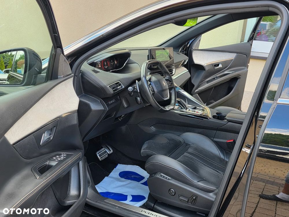 Peugeot 5008 1.5 BlueHDi GT S&S EAT8 - 21