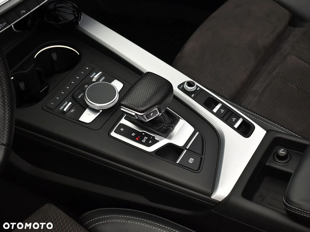 Audi A5 Cabrio 40 TDI S tronic S line - 23