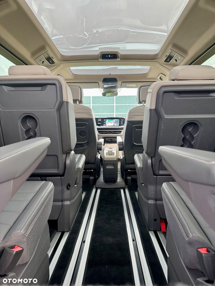Volkswagen Multivan 2.0 TDI L2 Style DSG - 9
