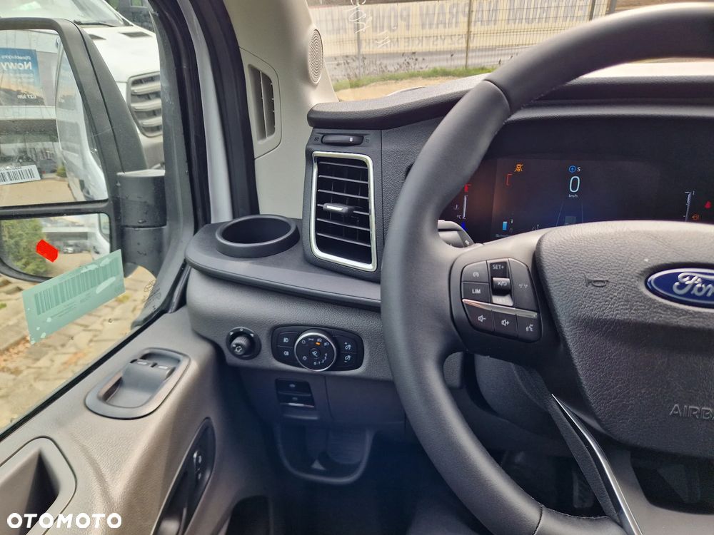 Ford Transit - 14