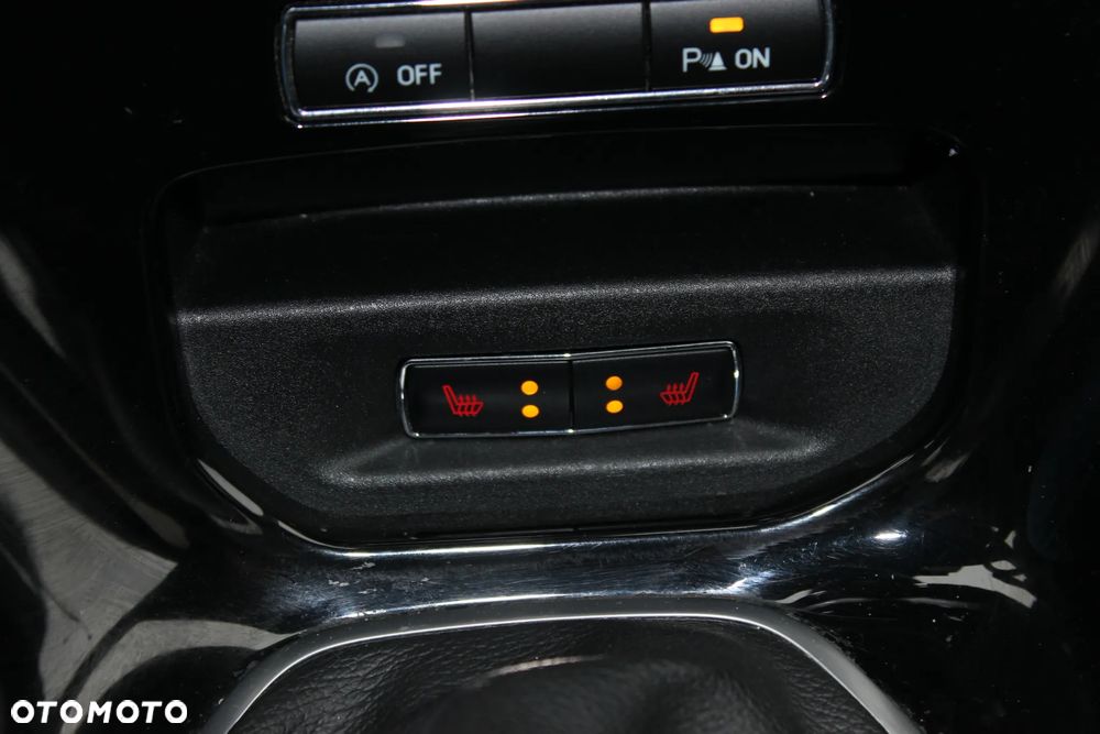 Ford Fiesta 1.0 EcoBoost STart-Stop ST-LINE - 29