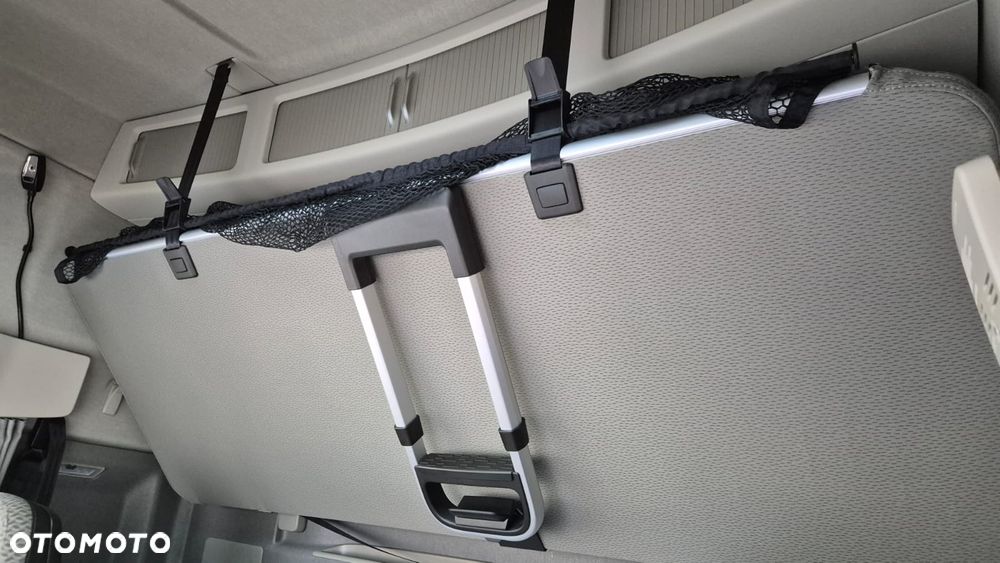 Volvo VOLVO///FH///500///2023/// GLOBETROTTER///XXL///JEDYNE  212 TYŚ KM///KLIMATYZACJA POSTOJOWA///HYDRAULIKA/// ALUFELGI///ZABUDOWY  MIĘDZYOSIOWE///KAMERA/// FULL LED///VIRTUAL COCPIT/// PERFEKCYJNY STAN - 37