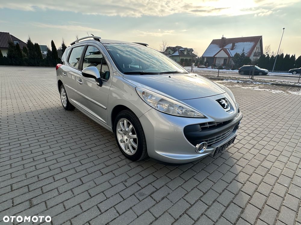 Peugeot 207 SW HDi FAP 90 (Blue Lion) Sport - 12
