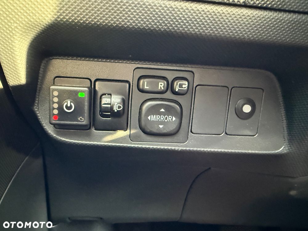 Toyota Auris 1.6 Premium MM - 15