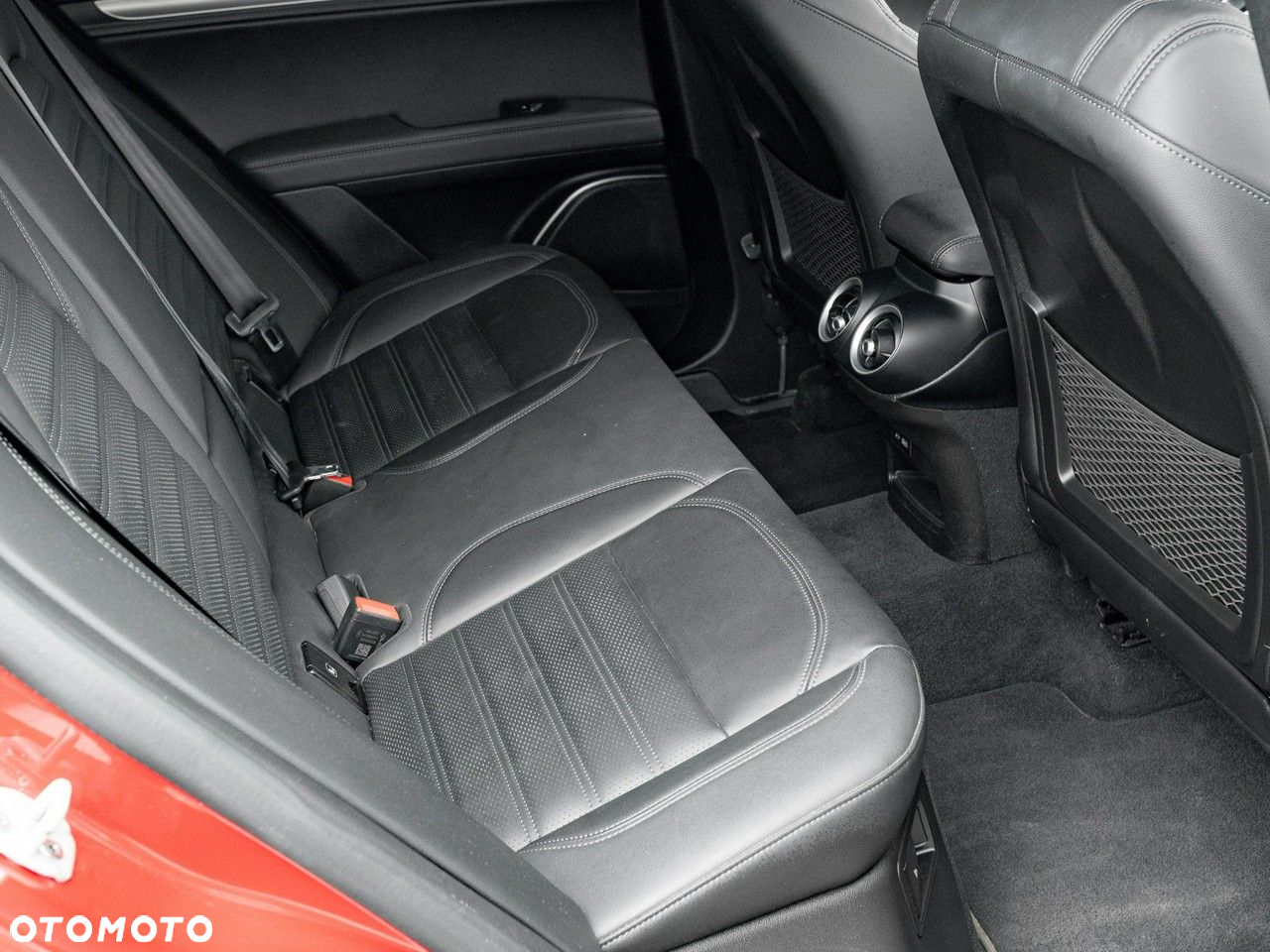 Alfa Romeo Stelvio 2.0 Turbo Veloce Q4 - 26