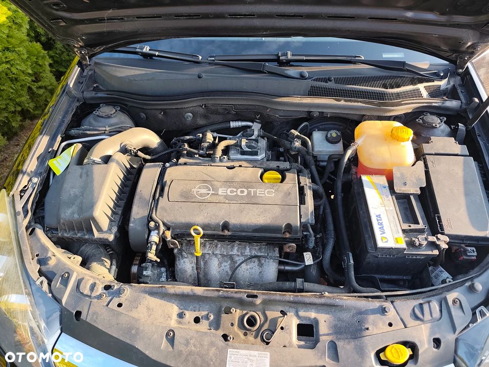 Opel Astra 1.6 Active - 26