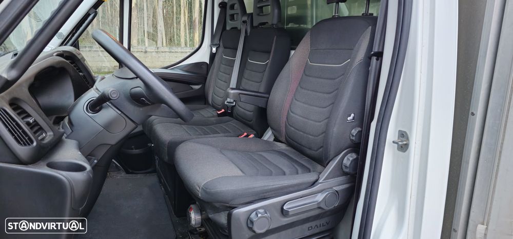 Iveco Daily 35C16 *Caixa Automática - 8