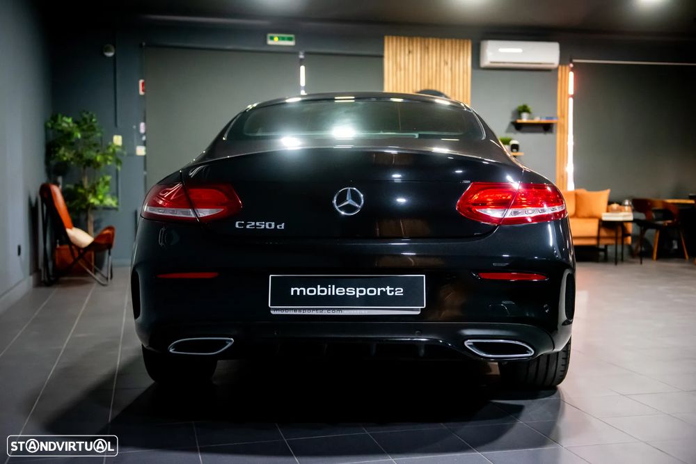 Mercedes-Benz C 250 d 9G-TRONIC AMG Line - 11