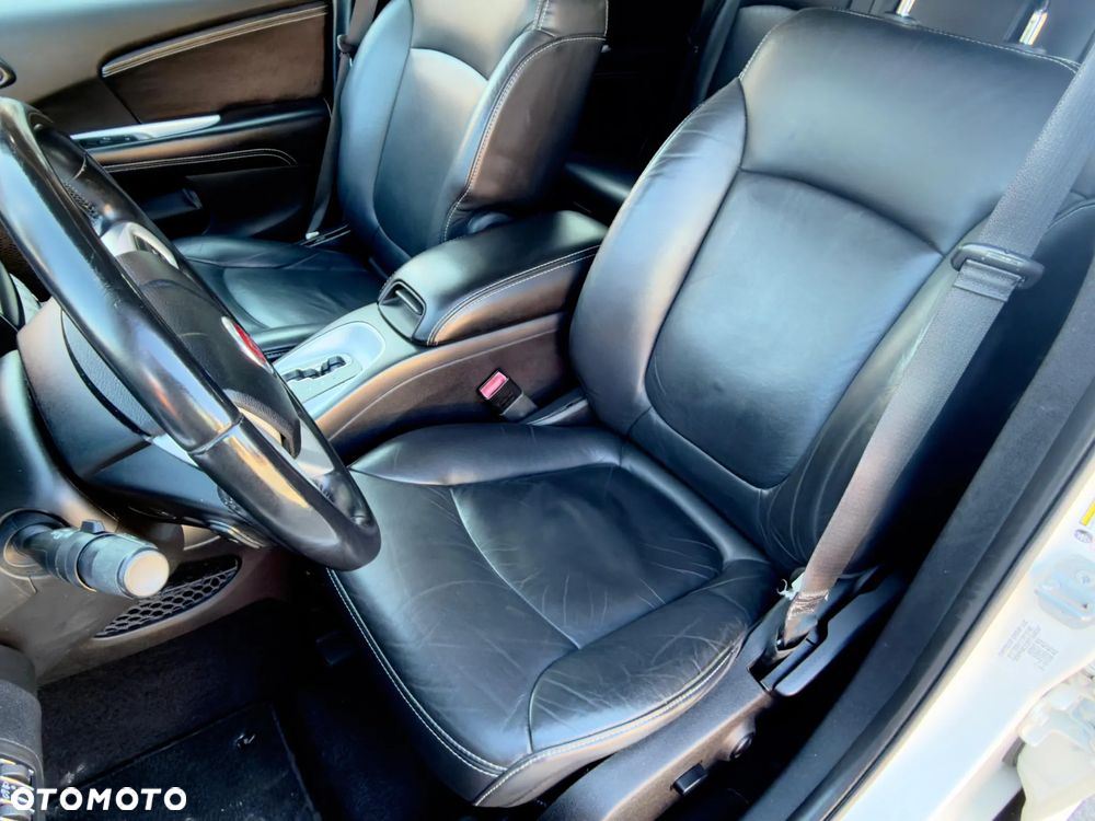 Fiat Freemont 2.0 Multijet 16V DPF Automatik Allrad Lounge - 29
