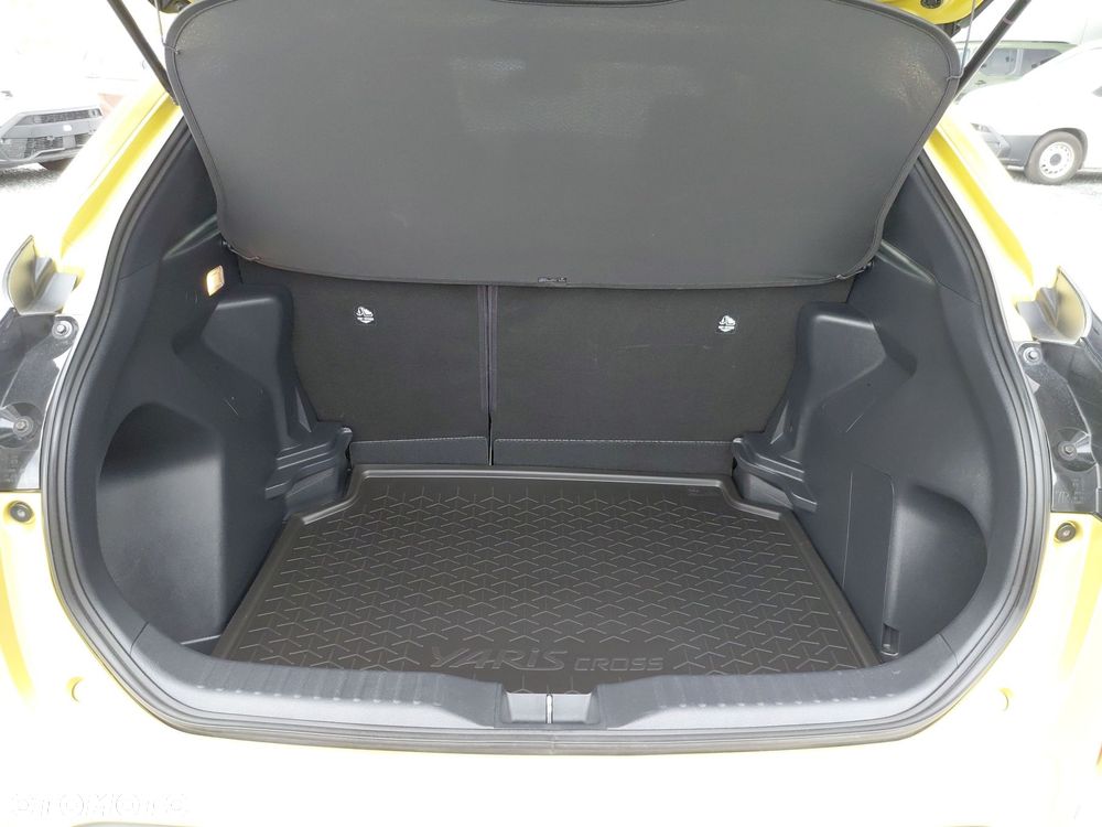 Toyota Yaris Cross Hybrid 1.5 Comfort - 13