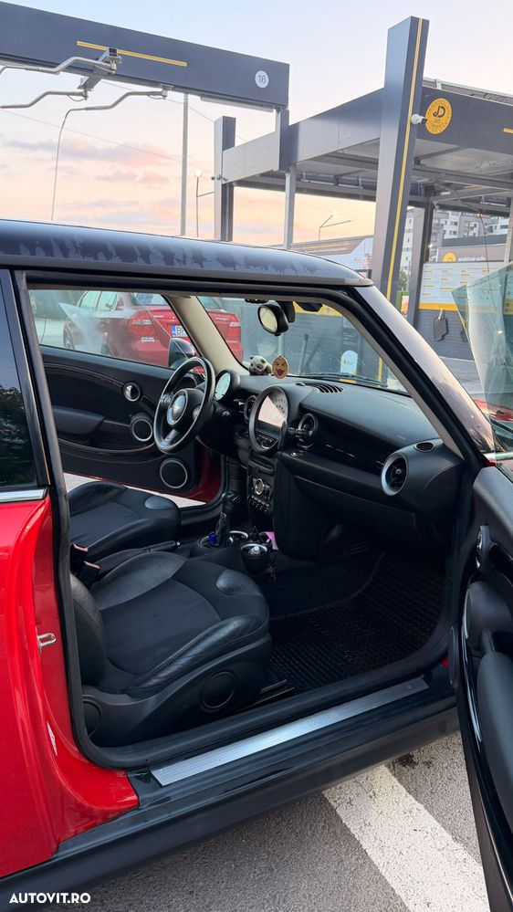 Mini Cooper AT6 - 2