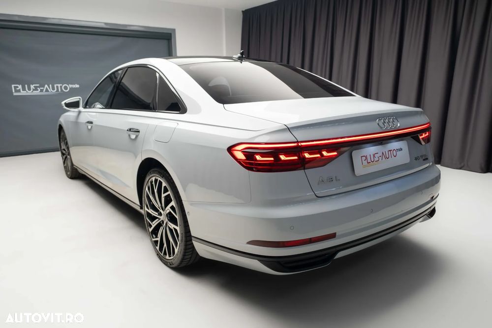 Audi A8 - 12