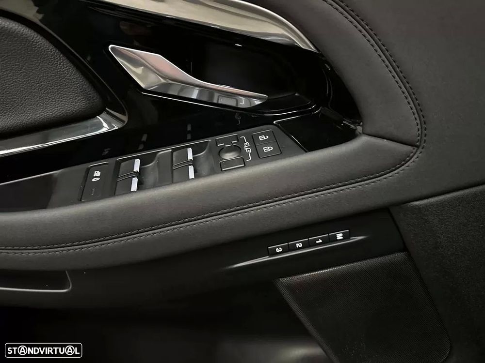 Land Rover Range Rover Evoque P300e R-Dynamic SE — fotografia 14