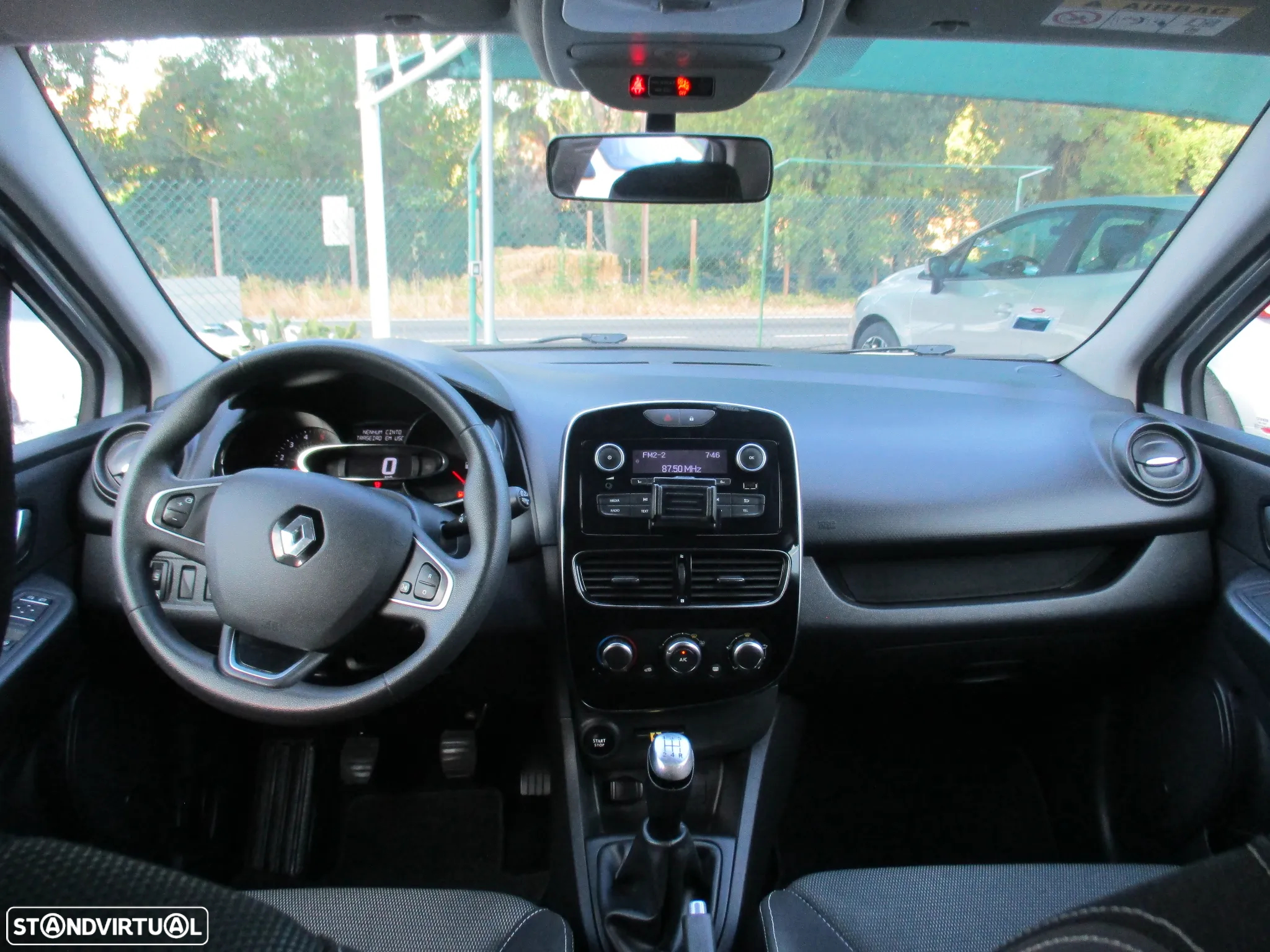 Renault Clio 1.5 dCi Zen - 13