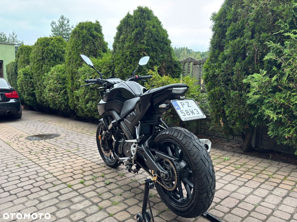 Yamaha MT - 4