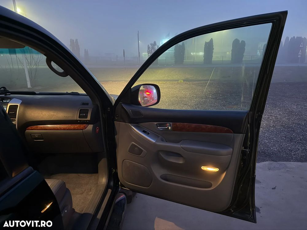 Toyota Land Cruiser D-4D Automatik Executive - 23