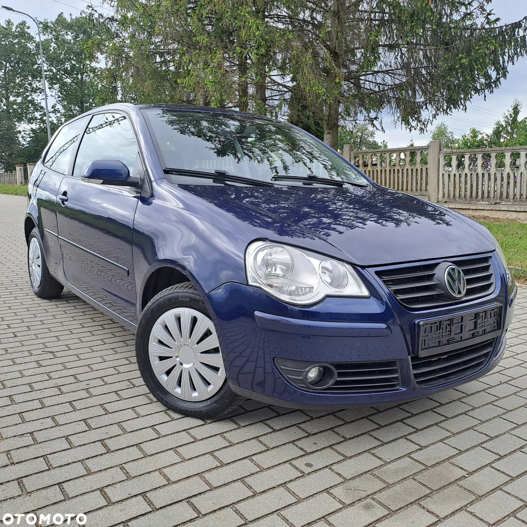 Volkswagen Polo - 2