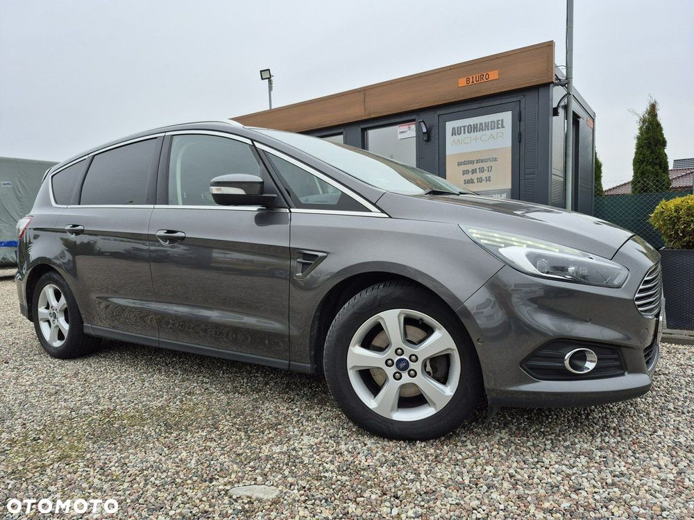 Ford S-Max - 9