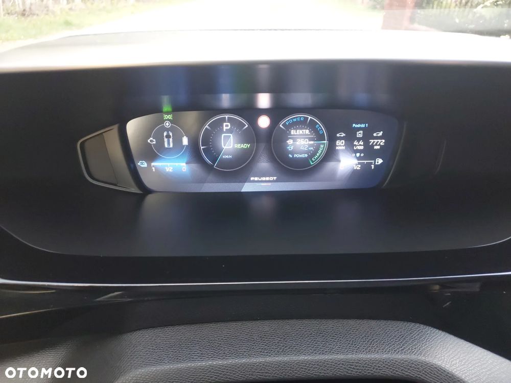 Peugeot 308 1.6 Hybrid PHEV Active Pack EAT8 - 19