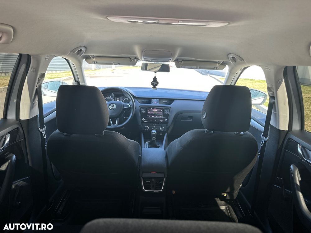 Skoda Octavia 1.6 TDI Joy - 9