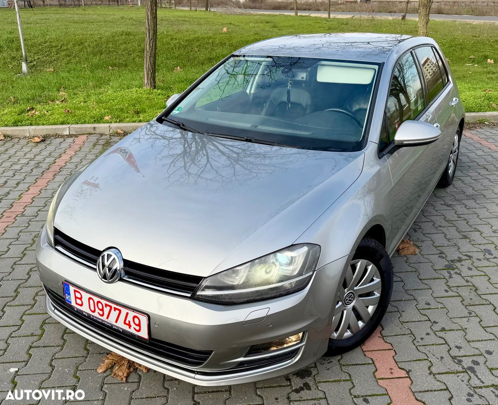 Volkswagen Golf 1.4 TSI BMT Highline - 28