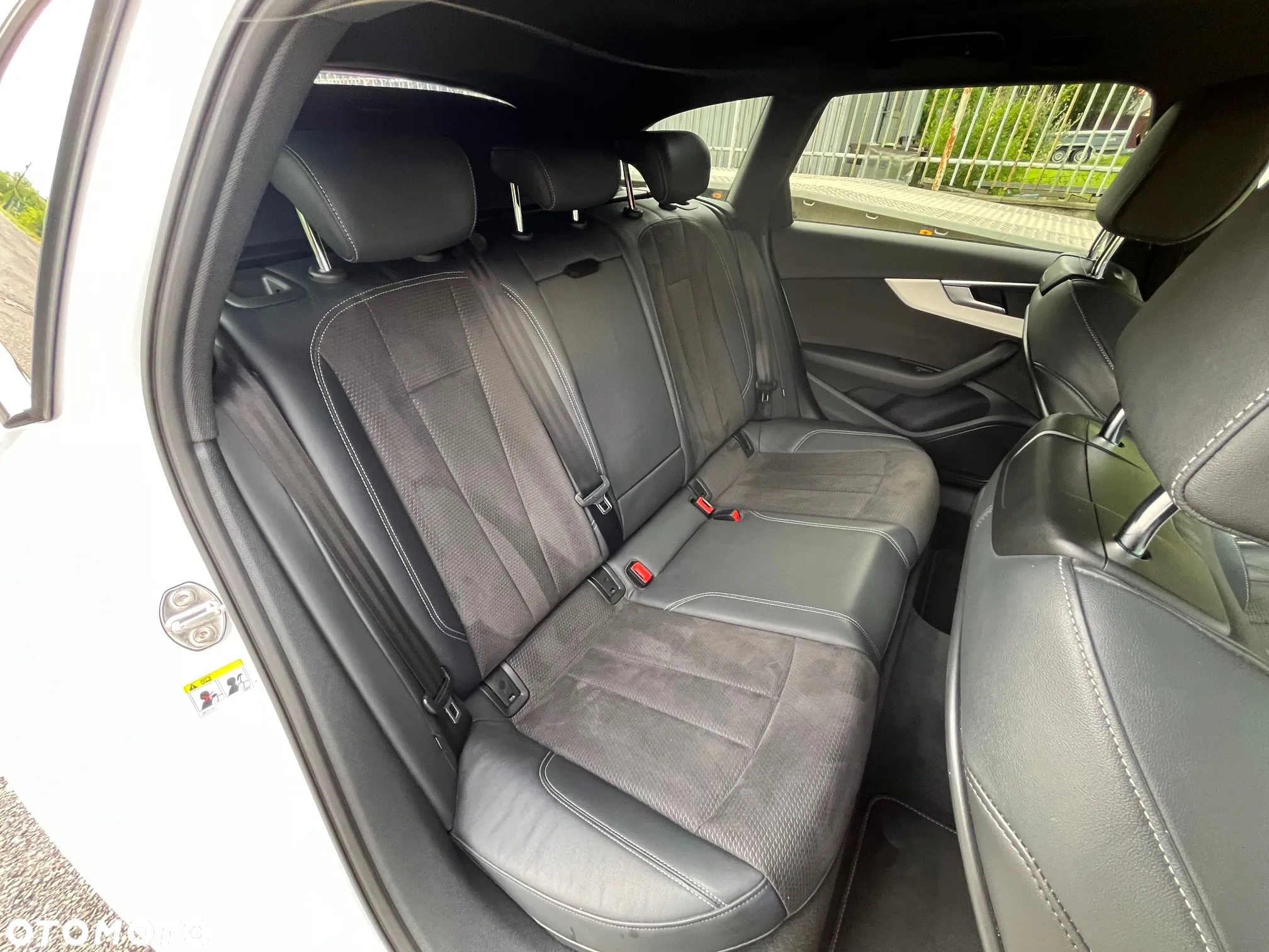 Audi A4 35 TDI S tronic - 23