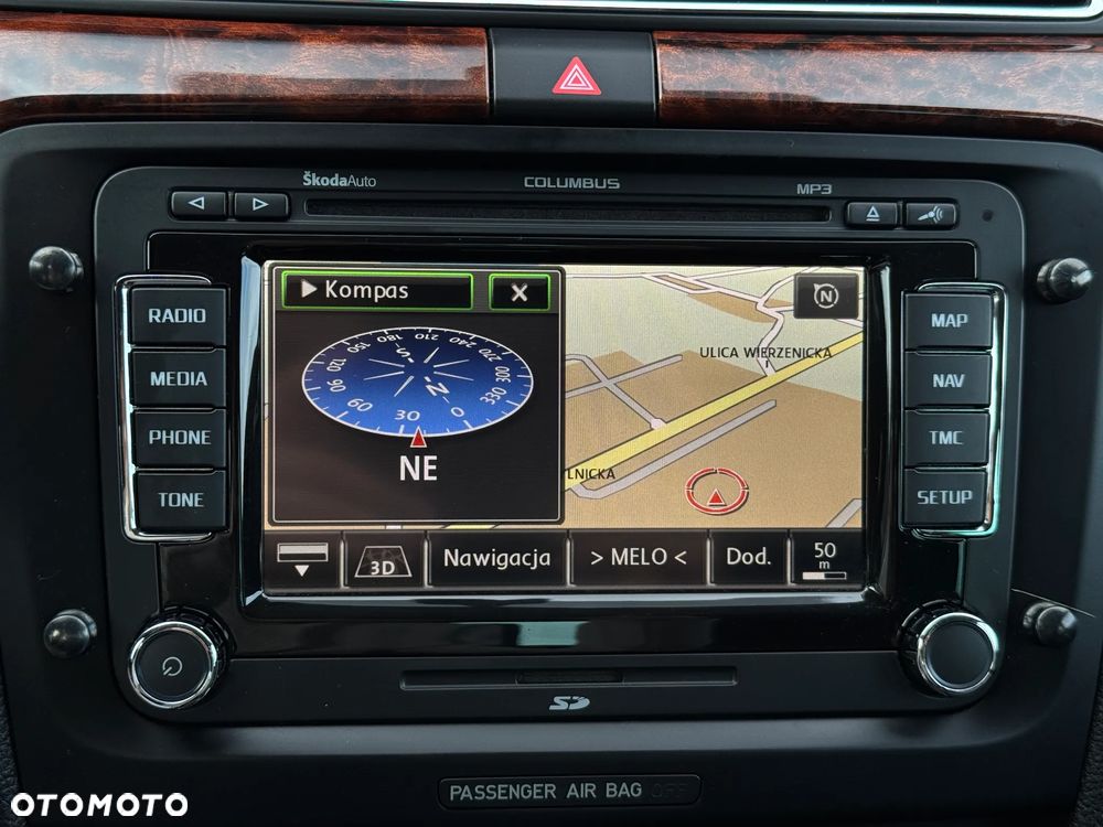 Skoda Superb 1.8 TSI Elegance DSG - 30