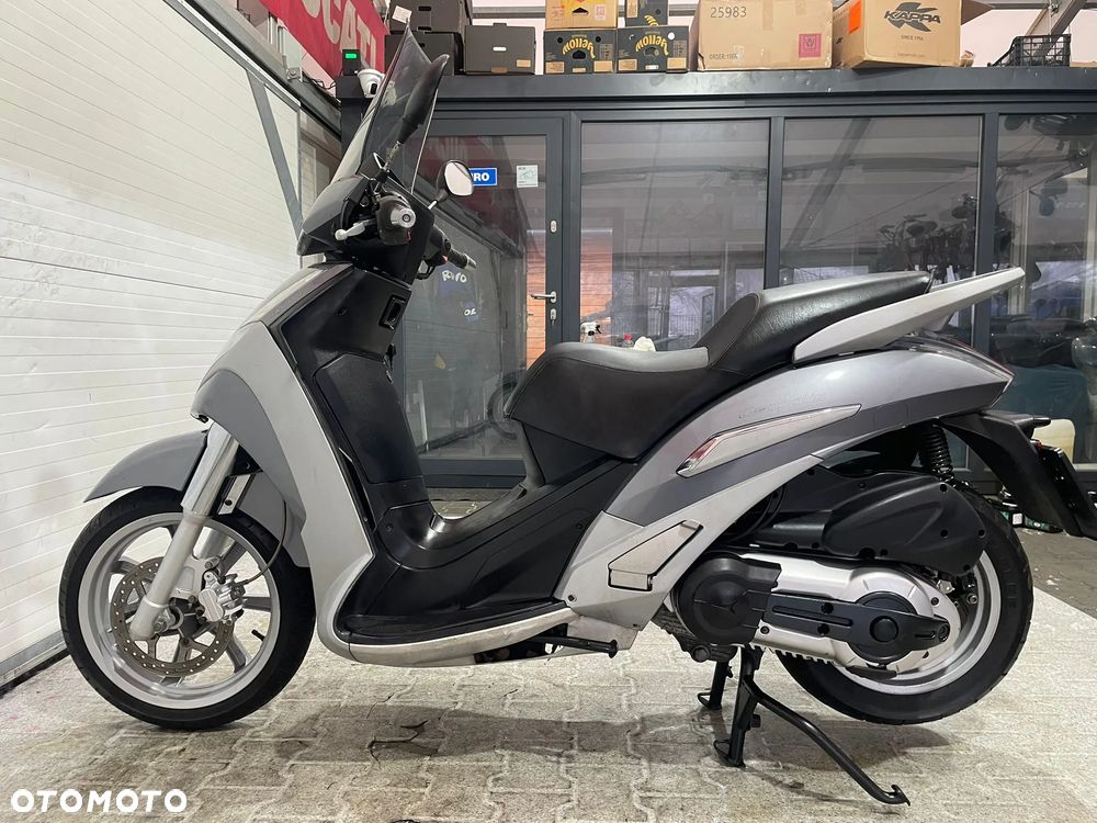 Peugeot Geopolis - 14