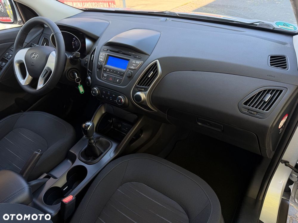 Hyundai ix35 1.6 2WD blue Trend - 31