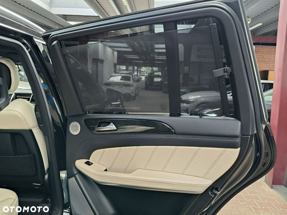 Mercedes-Benz GL 63 AMG - 34