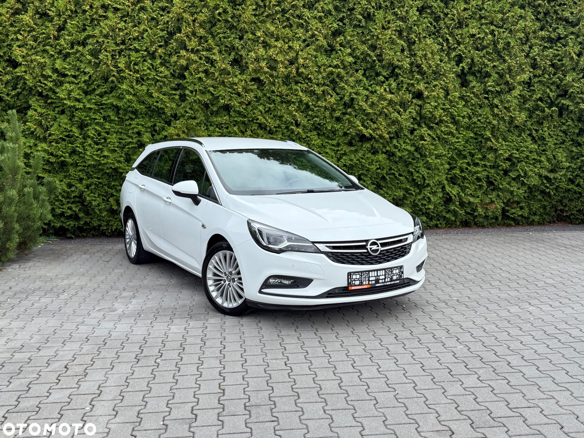 Opel Astra - 1