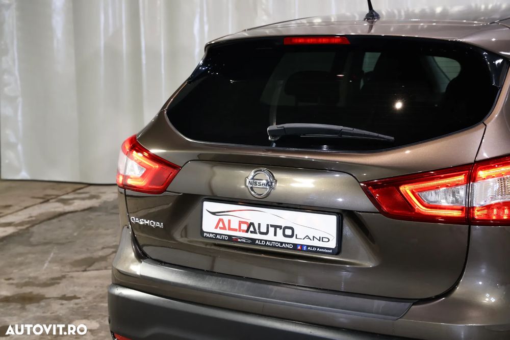 Nissan Qashqai 1.6 DCI Start/Stop N-Connecta - 21