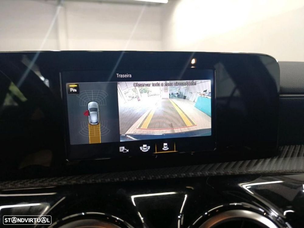 Mercedes-Benz A 160 d Business Solutions — fotografia 3