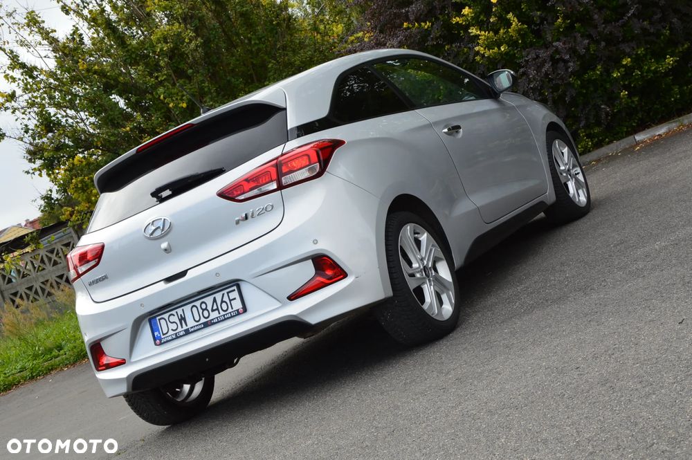 Hyundai i20 1.4 Premium - 16