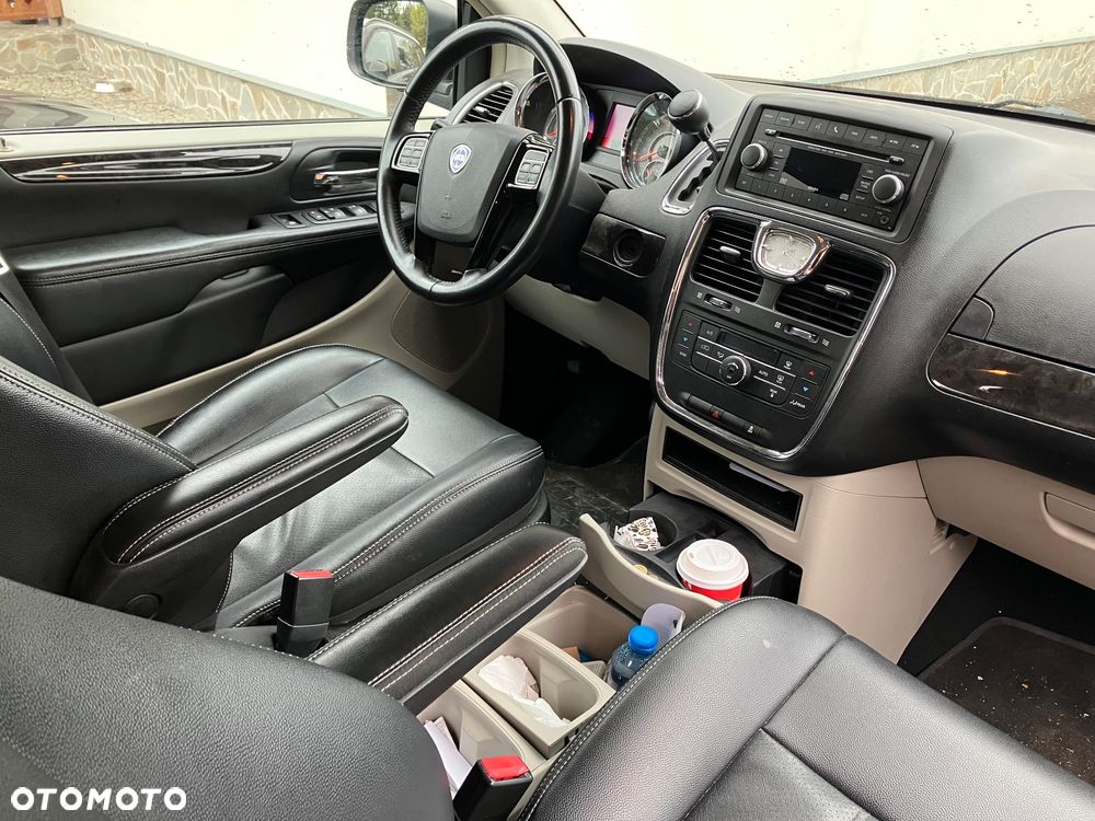 Lancia Voyager 2.8CRD Silver - 18